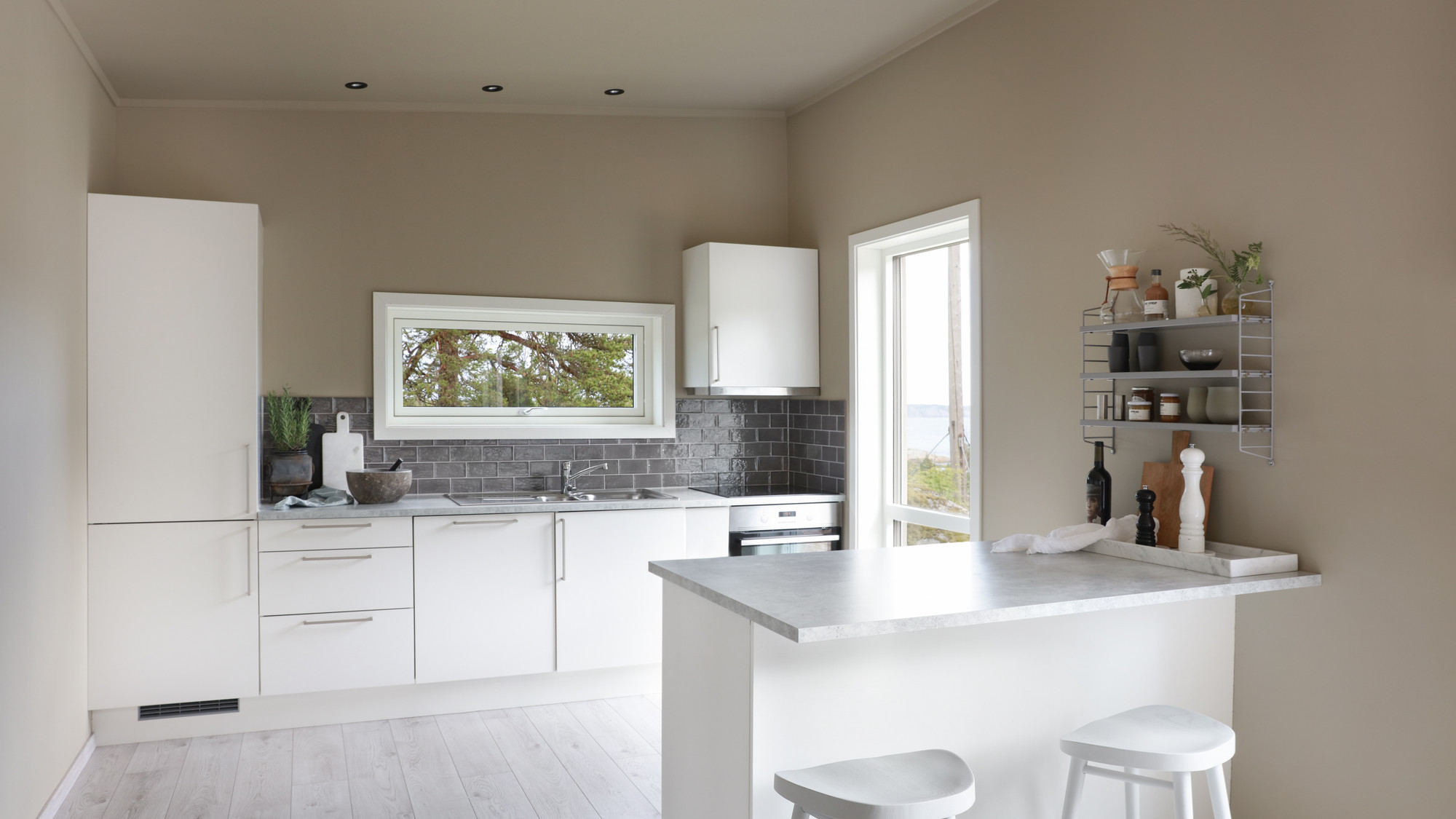 Kjøkken med Huntonit Proff Vegg